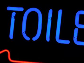 Neon <-- Toilettes - 56 cm - Blau mit Rot