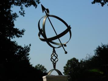 Sundial on pedestal - 125 cm - Garden decoration