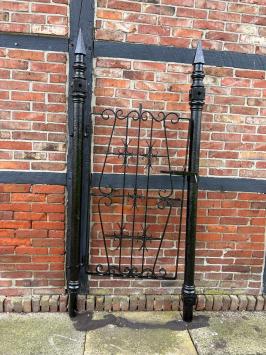 One-off: Antique Garden Gate - Black - Vintage